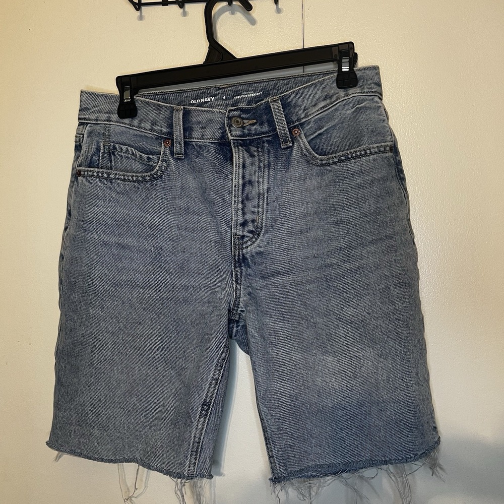 Old Navy Women's High-Rise Slouchy Straight Light Wash Cut Off Shorts Size 4